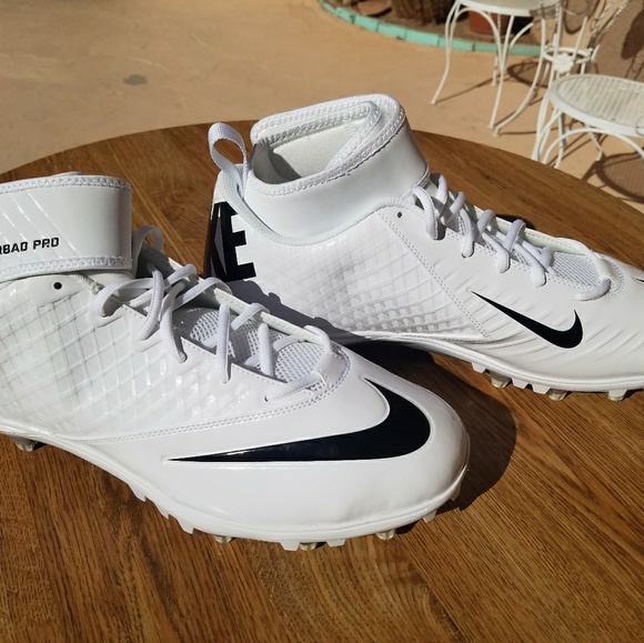 Nike Lunar Superbad Pro TD Footbal Cleates - Picture 4 of 5